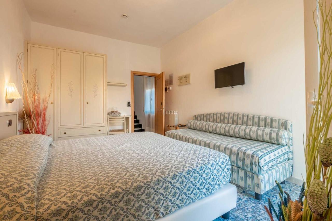 Hotel Riviera Deiva Marina Εξωτερικό φωτογραφία